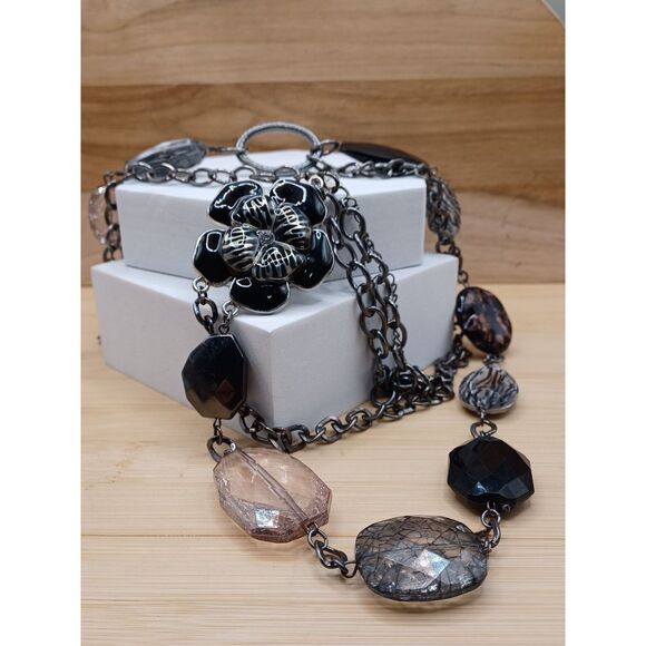 NY Collection Jewelry - NY Collection Layered Flower Accent Lucite Zebra Stripe Beads Vintage Necklace